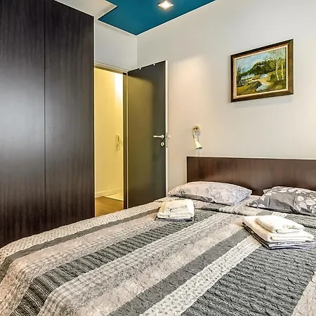 прекрасен деси 3 в нова сграда Apartment *