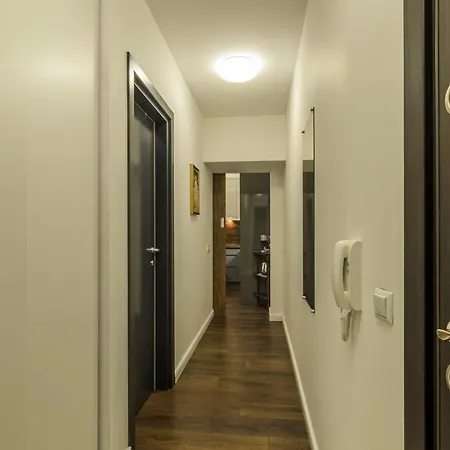 Appartement прекрасен деси 3 в нова сграда Varna