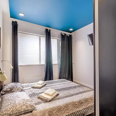 Appartement прекрасен деси 3 в нова сграда Varna