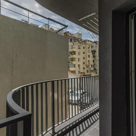 Apartment прекрасен деси 3 в нова сграда *